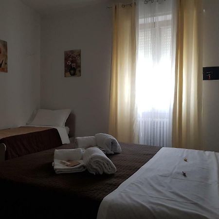 Appartamento Le Campane Verona Bagian luar foto